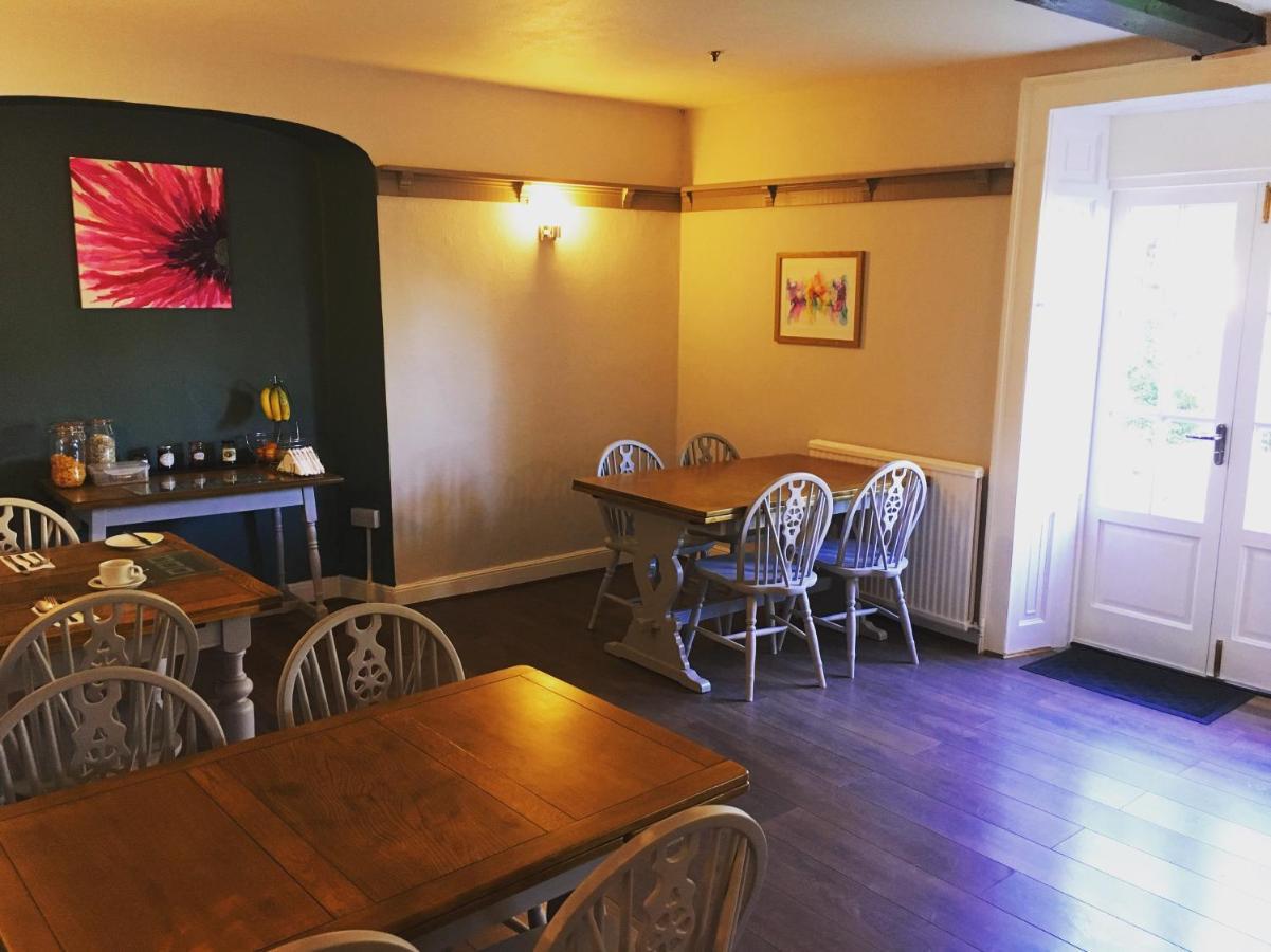 The Greyhound Inn Bedale Exterior photo