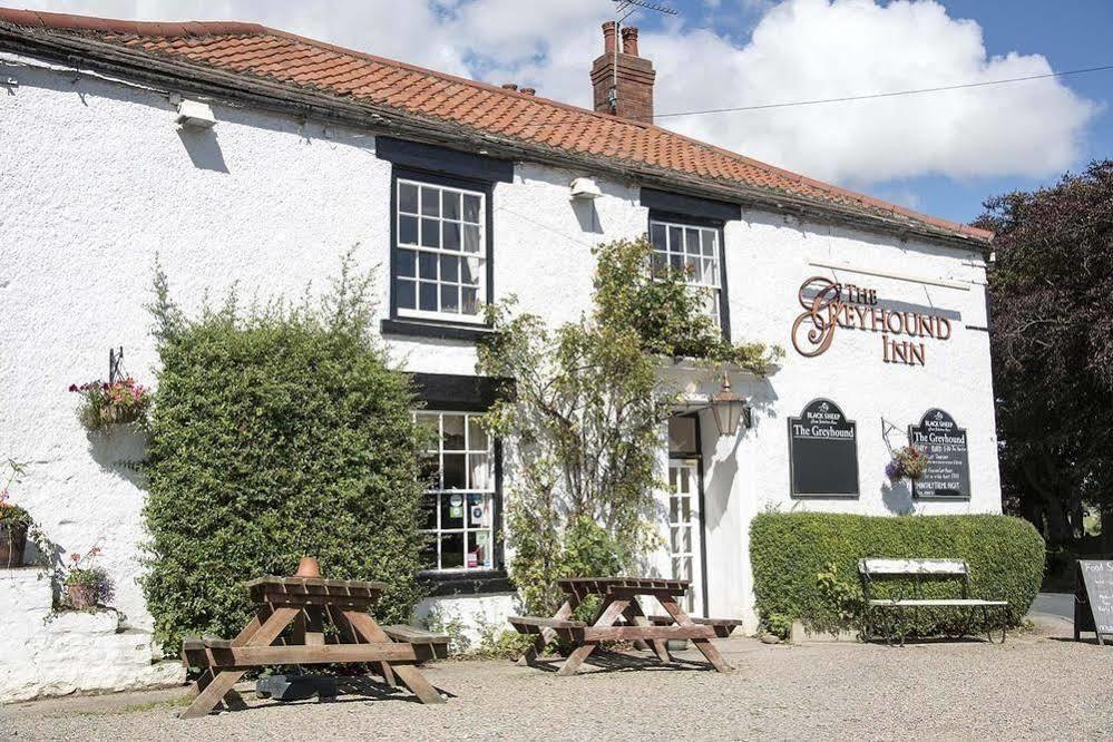 The Greyhound Inn Bedale Exterior photo